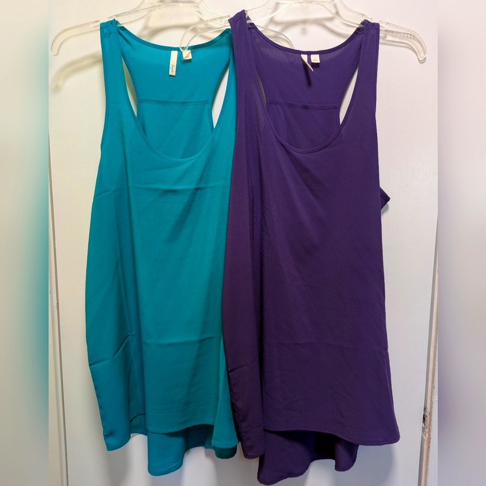 Frenchi Hi Lo Tank Tops (Set of 2)